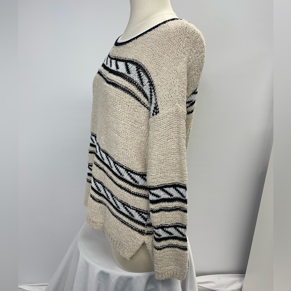 NWT Loft sweater (B4#10) - Picture 3 of 5